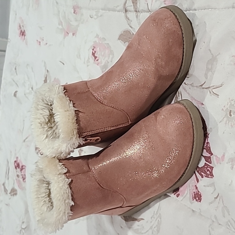Cat & Jack girls pink fur lined boots size 3